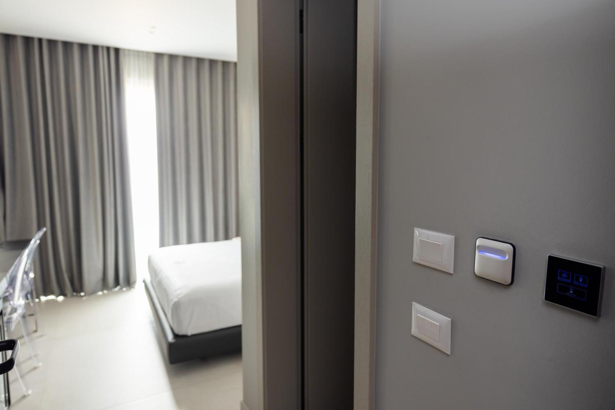 Hotel Majestic Radhimë Eksteriør billede